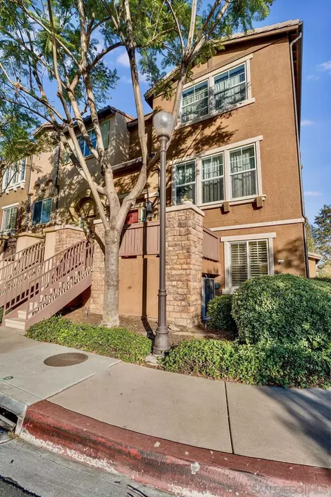 10102 Little Leaf Ln, Santee, CA 92071 photo 3