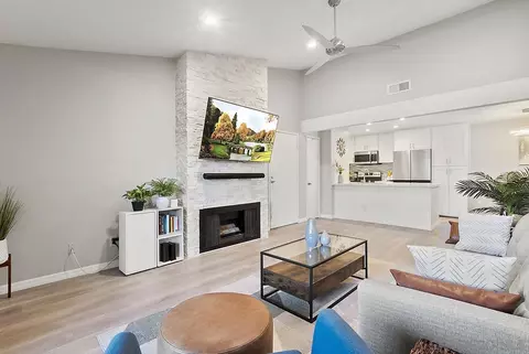 9229 Village Glen Dr #232, San Diego, CA 92123