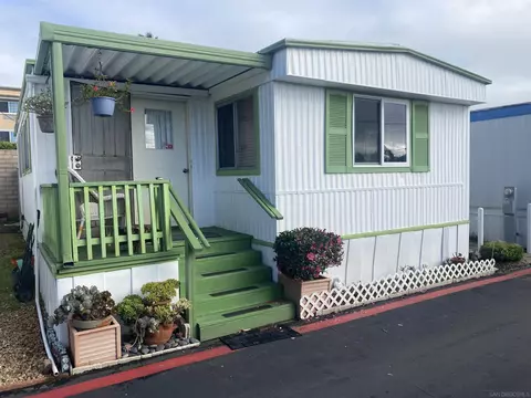 900 N Cleveland St #66, Oceanside, CA 92054