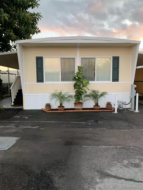 1515 Capalina Rd #72, San Marcos, CA 92069