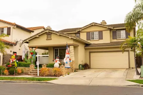 1198 Sparrow Lake Rd, Chula Vista, CA 91913