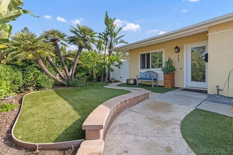 763 Snapdragon St, Encinitas, CA 92024 photo 2