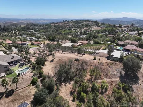 2 Skyridge #2, Poway, CA 92064 photo 5