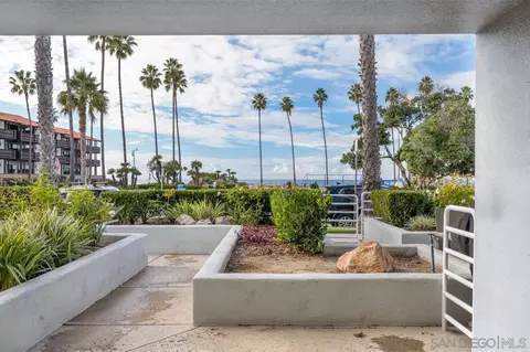 2120 Vallecitos #102, La Jolla, CA 92037 photo 6