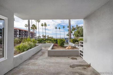 2120 Vallecitos #102, La Jolla, CA 92037 photo 8