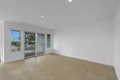 2120 Vallecitos #102, La Jolla, CA 92037 photo 16