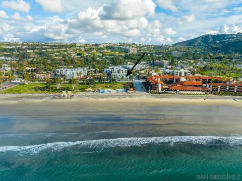 2120 Vallecitos #102, La Jolla, CA 92037