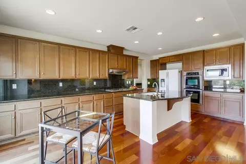 7530 Chicago Dr, La Mesa, CA 91941 photo 7
