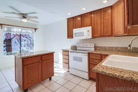 2157 Arnold Way #201, Alpine, CA 91901 photo 17