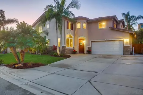 1049 Via Carina, Vista, CA 92081