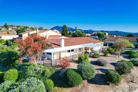 13434 The Sq, Poway, CA 92064 photo 2