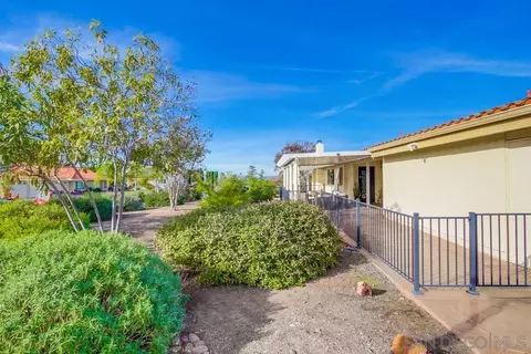 13434 The Sq, Poway, CA 92064 photo 56