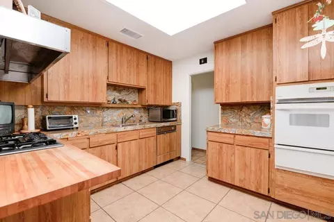 4470 Monahan Rd, La Mesa, CA 91941 photo 8