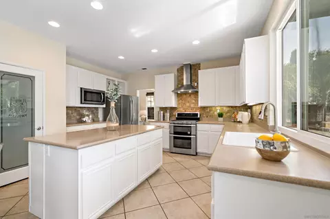 28723 Eickhoff Dr, Menifee, CA 92584 photo 11
