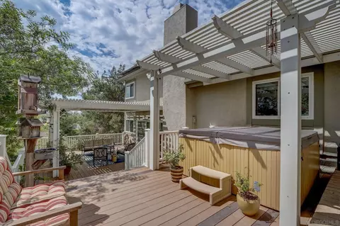 1335 Timberpond Dr, El Cajon, CA 92019 photo 2