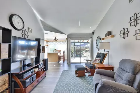 10246 Los Nopalitos, Lakeside, CA 92040 photo 42