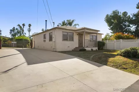 13219 Lakeshore Dr, Lakeside, CA 92040 photo 17