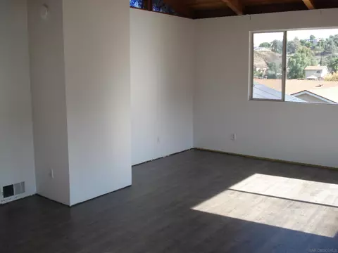 9549 Bray Ave, Spring Valley, CA 91977 photo 15