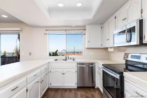 1308 Cuyamaca Ave, Spring Valley, CA 91977 photo 5
