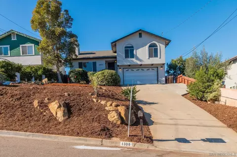 1308 Cuyamaca Ave, Spring Valley, CA 91977
