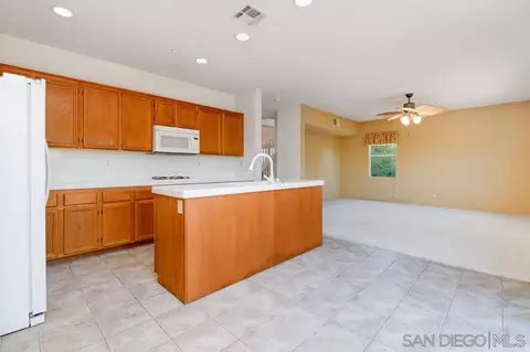 344 Natalie Way, Fallbrook, CA 92028 photo 10