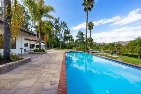 17329 Avenida Peregrina, Rancho Santa Fe, CA 92067