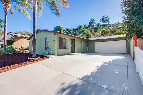 2871 Hypoint Ave, Escondido, CA 92027 photo 6