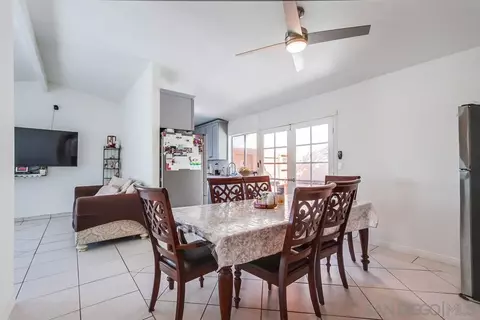 2871 Hypoint Ave, Escondido, CA 92027 photo 14
