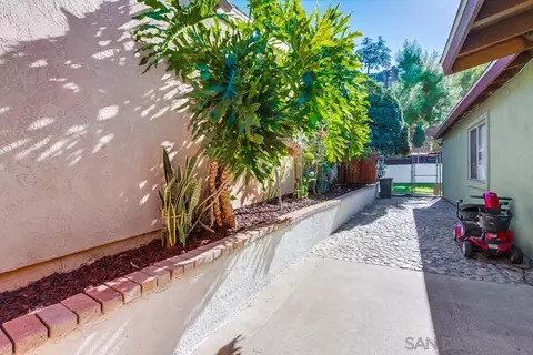 2871 Hypoint Ave, Escondido, CA 92027 photo 47