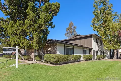 10312 Restful Ct, Santee, CA 92071