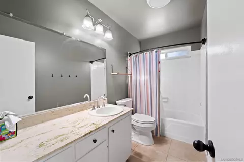 10250 Avanti Ave, Santee, CA 92071 photo 20