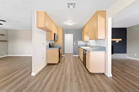 10250 Avanti Ave, Santee, CA 92071 photo 10