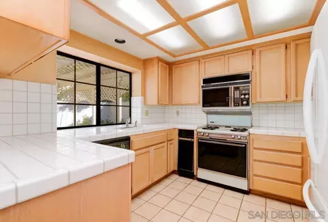 21 Bridgetown Bnd, Coronado, CA 92118 photo 11