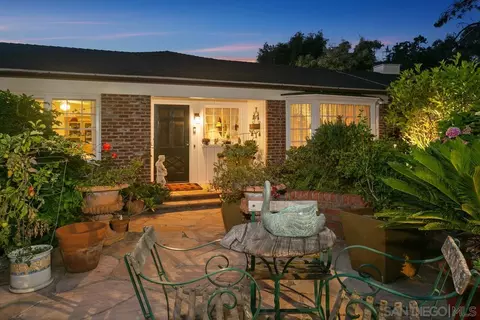 1556 Virginia Way, La Jolla, CA 92037 photo 3