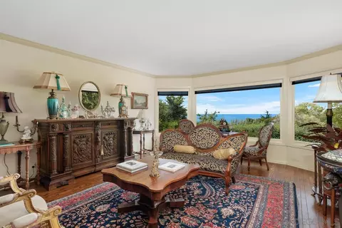 1556 Virginia Way, La Jolla, CA 92037 photo 4