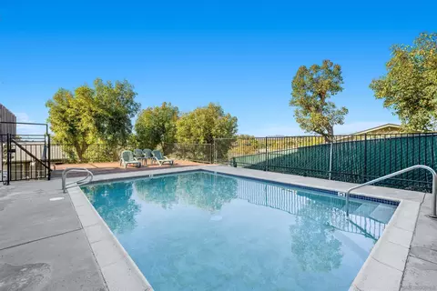 305 W Clemmens Ln, Fallbrook, CA 92028 photo 7