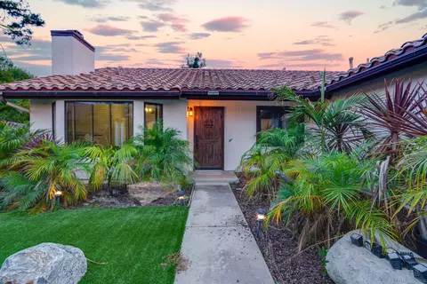 2732 Jacaranda Dr, Oceanside, CA 92056