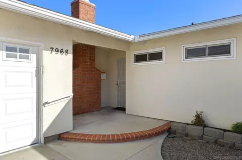 7968 Woodpecker Way, Santee, CA 92071 photo 3