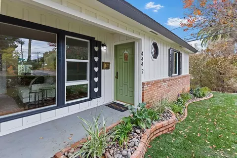 4442 Upland, La Mesa, CA 91941 photo 2