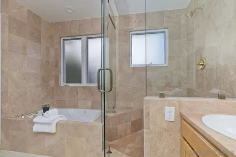 7616 Eads Ave, La Jolla, CA 92037 photo 24