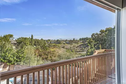 3002 Naugatuck, San Diego, CA 92117