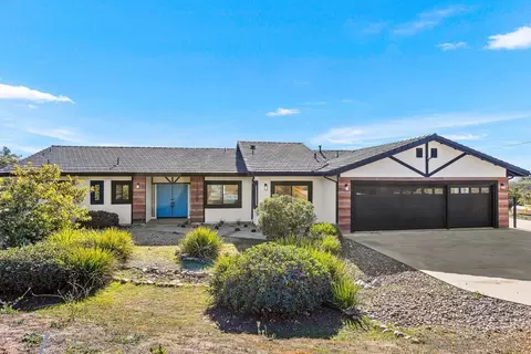 13709 Mcnally Rd, Valley Center, CA 92082 photo 4