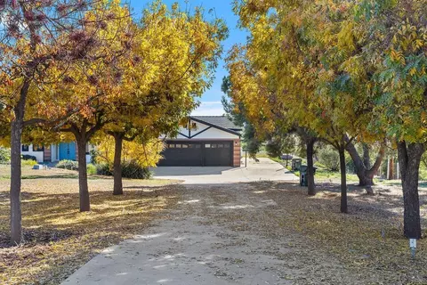13709 Mcnally Rd, Valley Center, CA 92082 photo 2