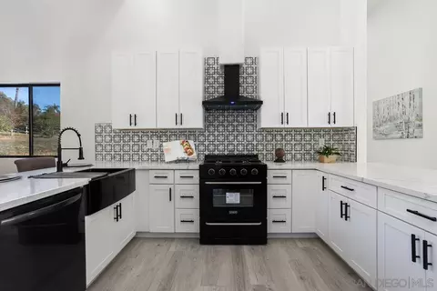 13709 Mcnally Rd, Valley Center, CA 92082 photo 16