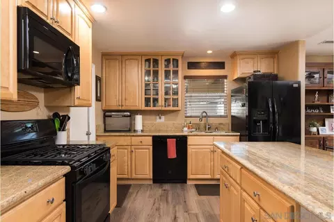 9716 Halberns Blvd, Santee, CA 92071 photo 12
