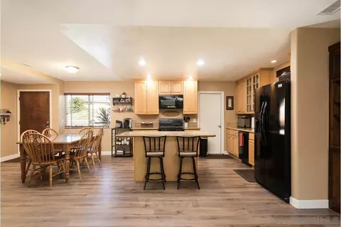 9716 Halberns Blvd, Santee, CA 92071 photo 9