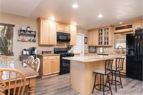 9716 Halberns Blvd, Santee, CA 92071 photo 10