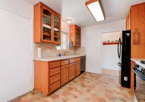 12310 Winter Gardens Dr, Lakeside, CA 92040 photo 9