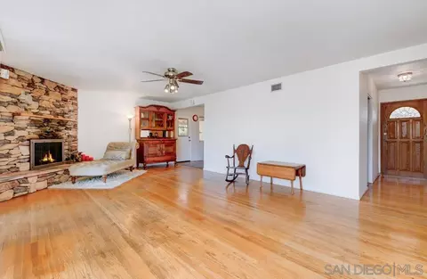 12310 Winter Gardens Dr, Lakeside, CA 92040 photo 4