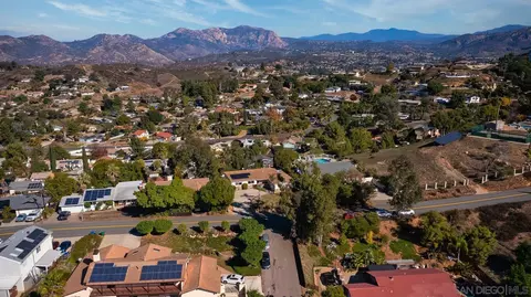 12310 Winter Gardens Dr, Lakeside, CA 92040 photo 25